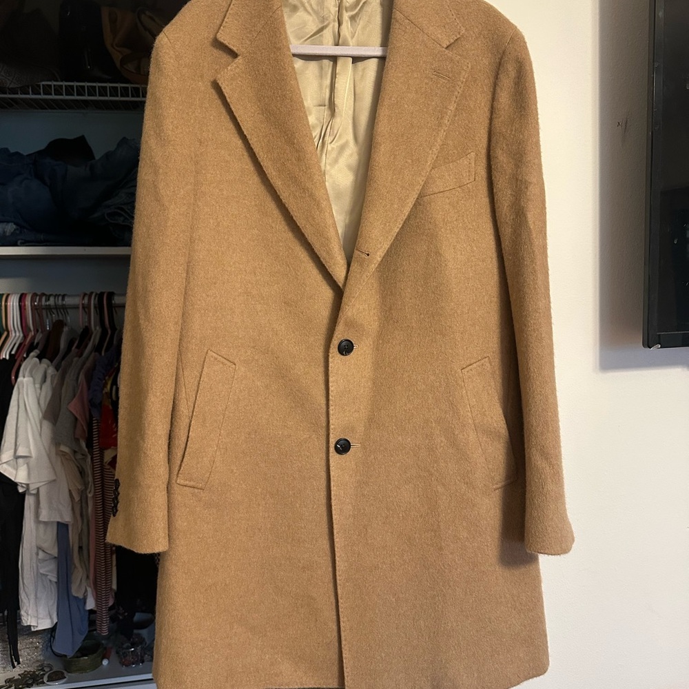 Men’s Suit Supply Pure Camel overcoat
Woven in Italy